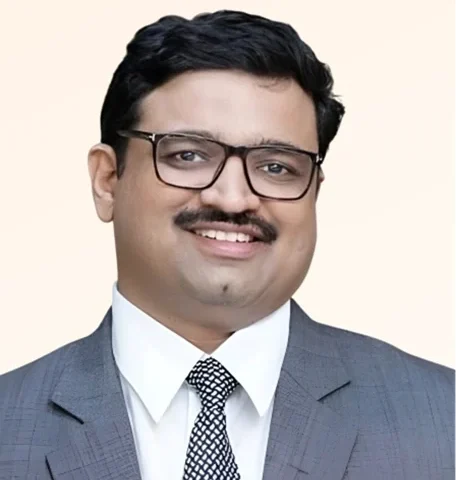 Dr Nikhil Pande